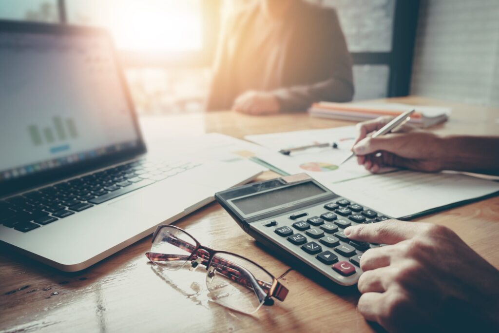 Use Debt to Income Ratio to Strengthen Your Loan Strategy